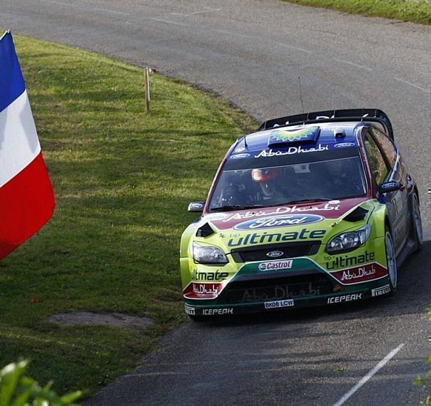 Ford hat gar nicht damit gerechnet, beim Rallye-WM-Lauf in Frankreich gegen die starken französischen Asphaltspezialisten Wertungsprüfungs-Bestzeiten herausfahren zu können. Foto: Ford/Auto-Reporter.NET